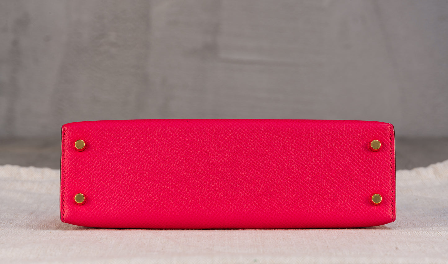 Hermès K20 Mini Kelly II 20 Sellier Bag in Rose Extreme Chevre Leather with Gold Hardware