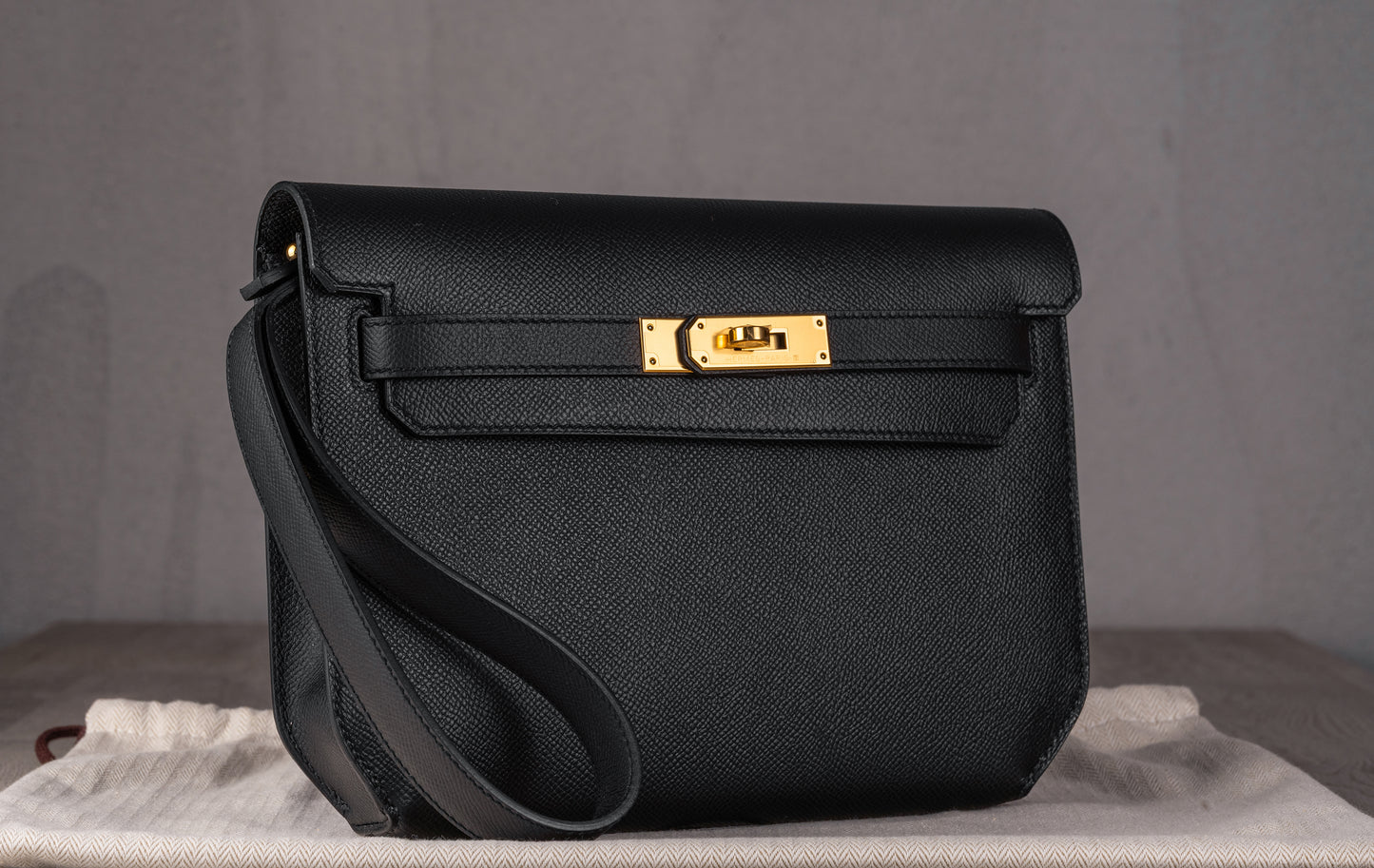 Hermès Kelly Depeches Sellier Bag in Noir Epsom Leather with Gold Hardware