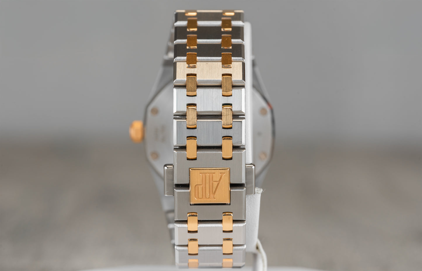 Audemars Piguet Womans Royal Oak 33mm 2020 - 2022