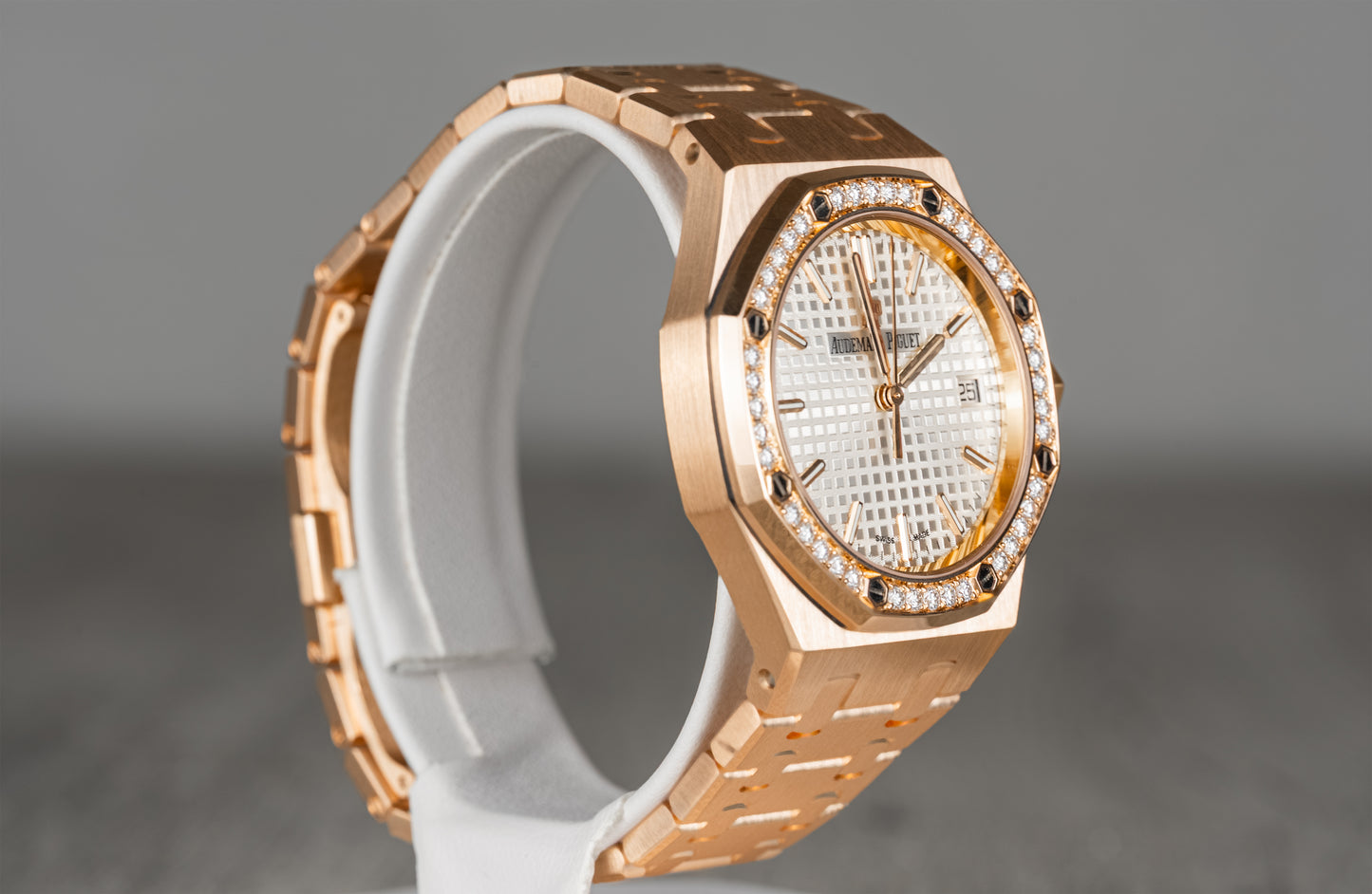 Audemars Piguet Ladies Royal Oak Rose Gold w/ White Dial and Factory Diamond Bezel 67651OR