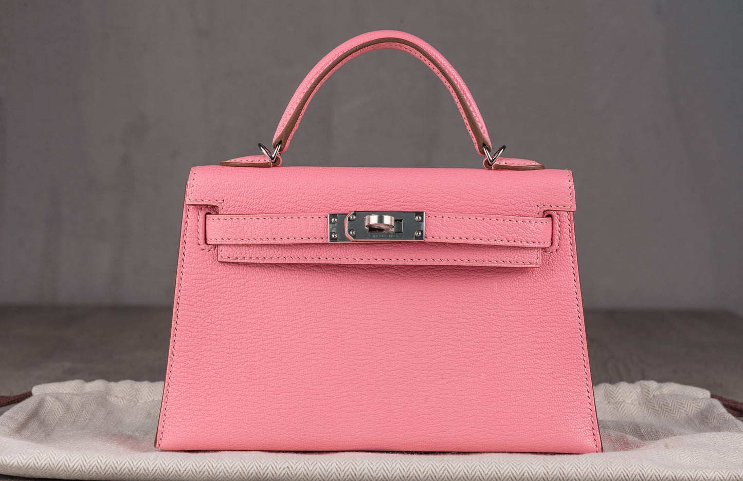 Hermès K20 Mini Kelly II 20 Sellier Bag in Rose Confetti with Palladium Hardware