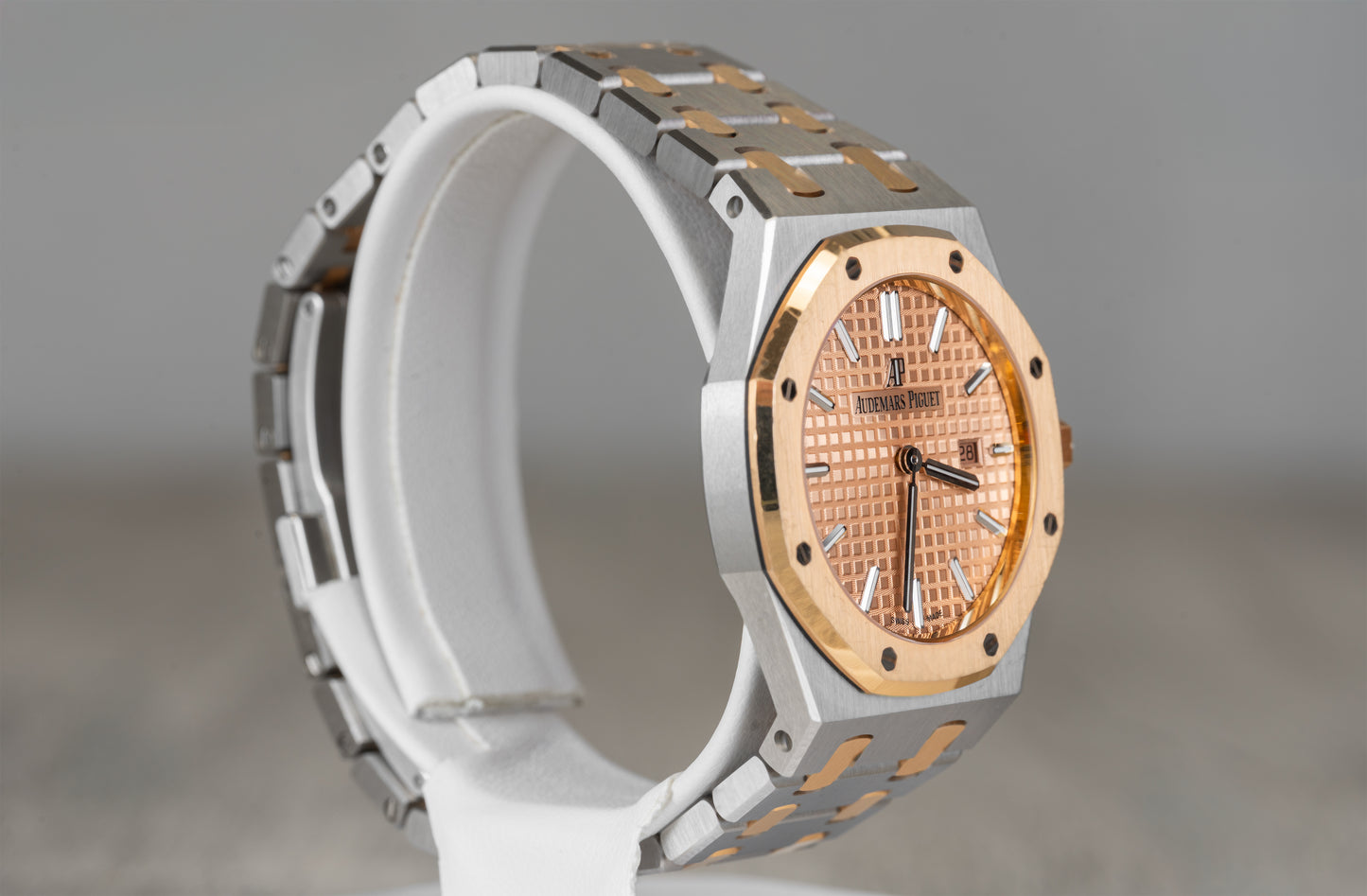 Audemars Piguet Womans Royal Oak 33mm 2020 - 2022