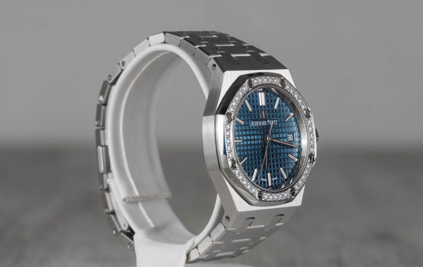 Audemars Piguet Ladies Royal Oak 34mm 2021