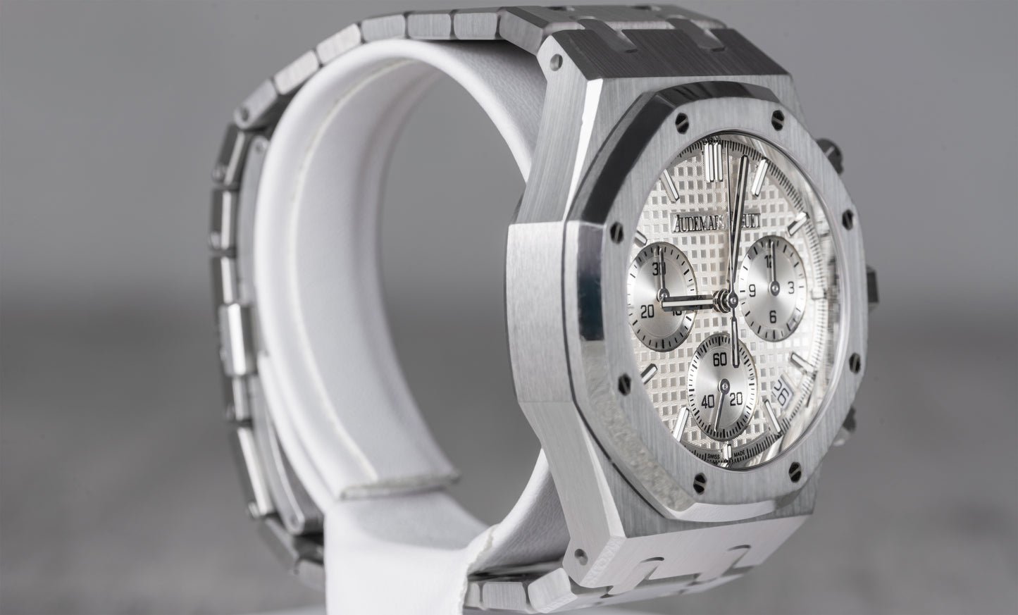 Audemars Piguet Royal Oak 26240ST 50th Anniversary