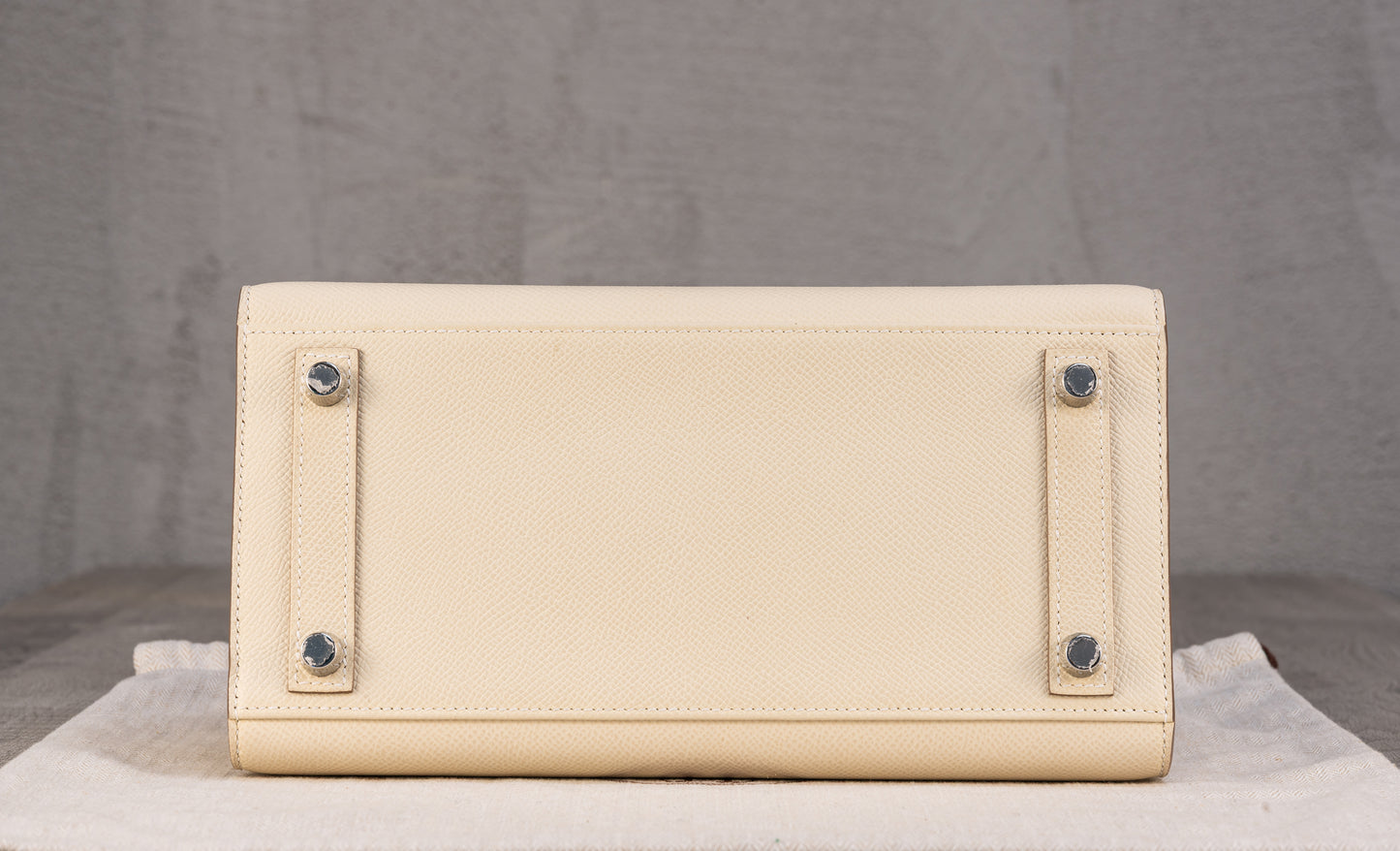 Hermès K25 Kelly II 25 Retourn Bag in Craie Epsom Leather with Palladium Hardware