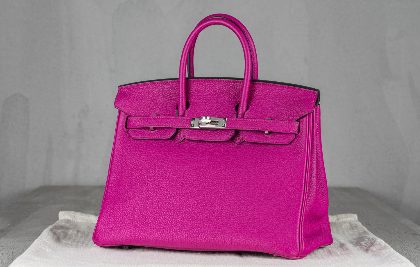 Hermès B25 Birkin 25 Retourne Bag in Rose Poupre Togo Leather with Palladium Hardware