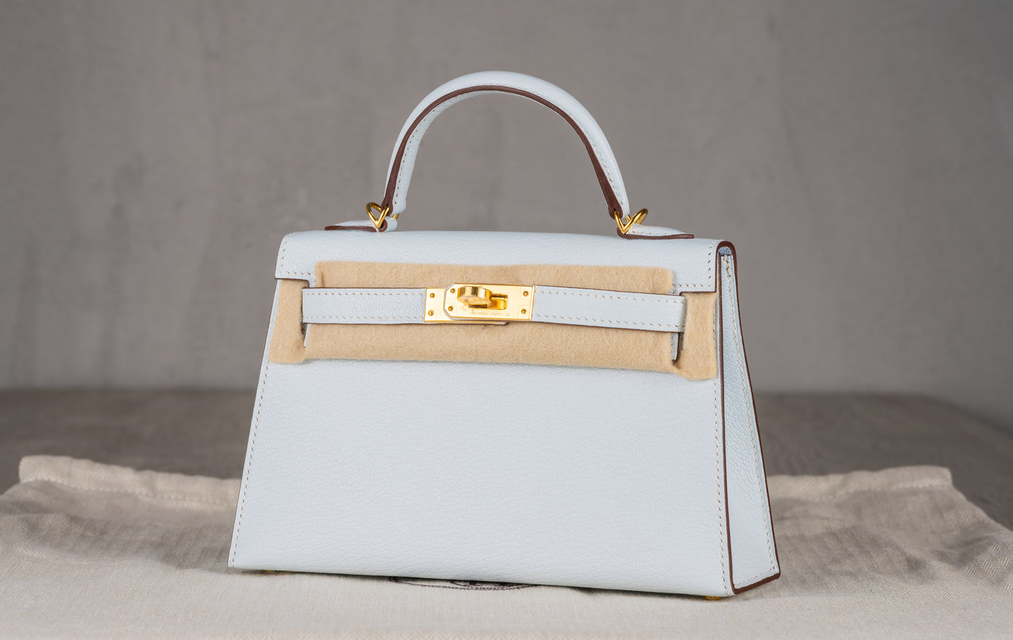 Hermès K20 Mini Kelly II 20 Sellier Bag in Blue Chevre Leather with Gold Hardware