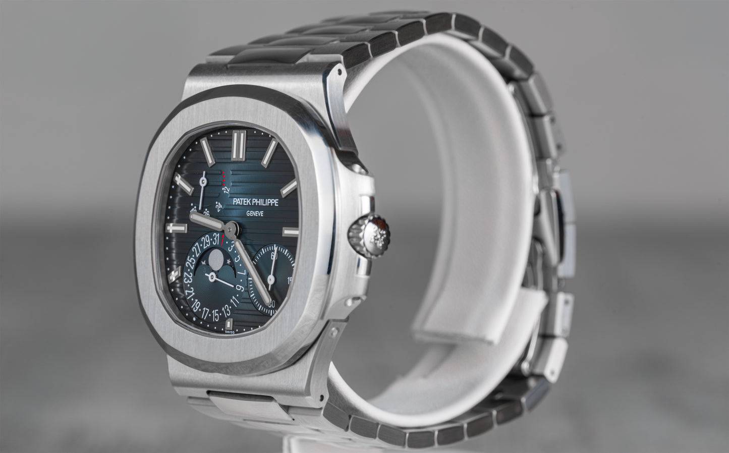 Patek Phillipe Nautilus 5712A 2023