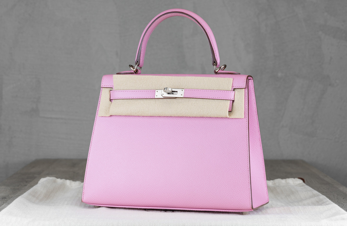 Hermès K25 Kelly II 25 Sellier Bag in Mauve Sylvester Epsom Leather U Stamp with Palladium Hardware