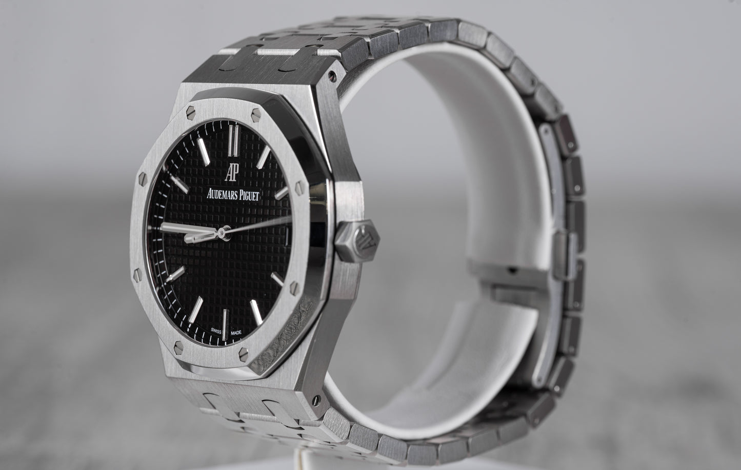 Audemars Piguet Royal Oak Black Dial 15500ST
