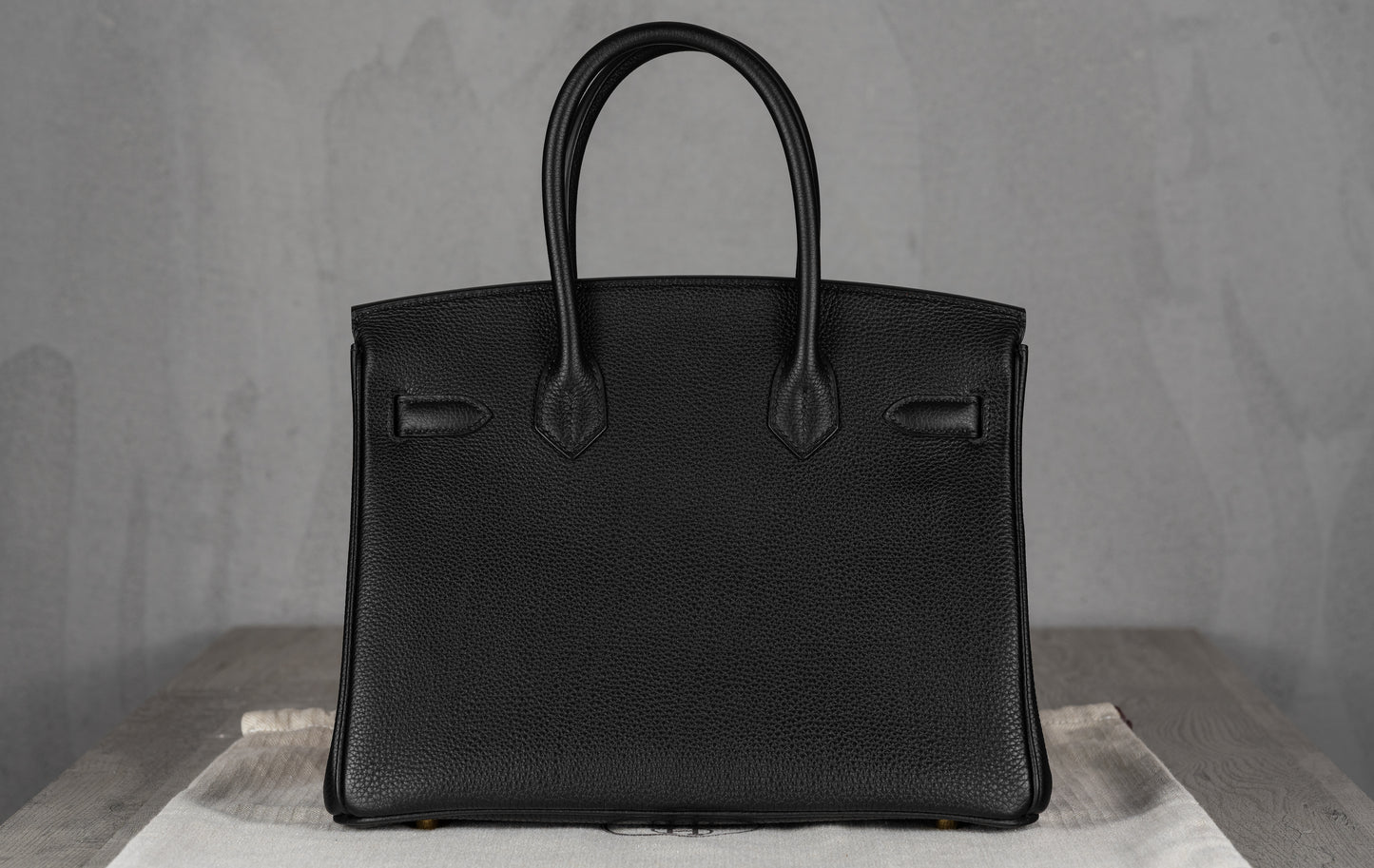 Hermès B30 Birkin 30 Retourne Bag in Noir Togo Leather with Gold Hardware