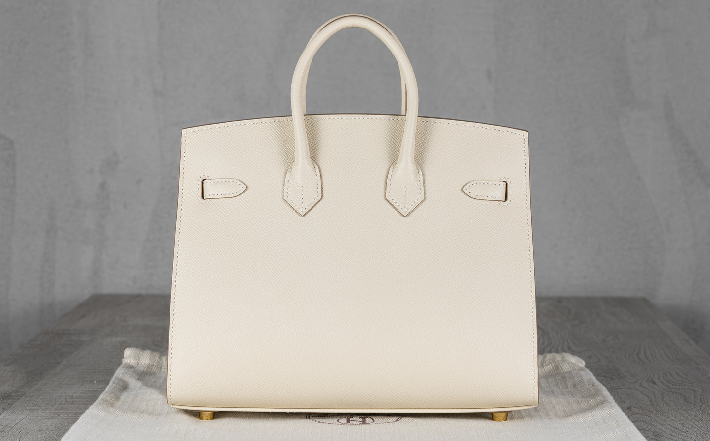 Hermès B25 Birkin 25 Retourne Bag in Craie Epsom Leather with Gold Hardware
