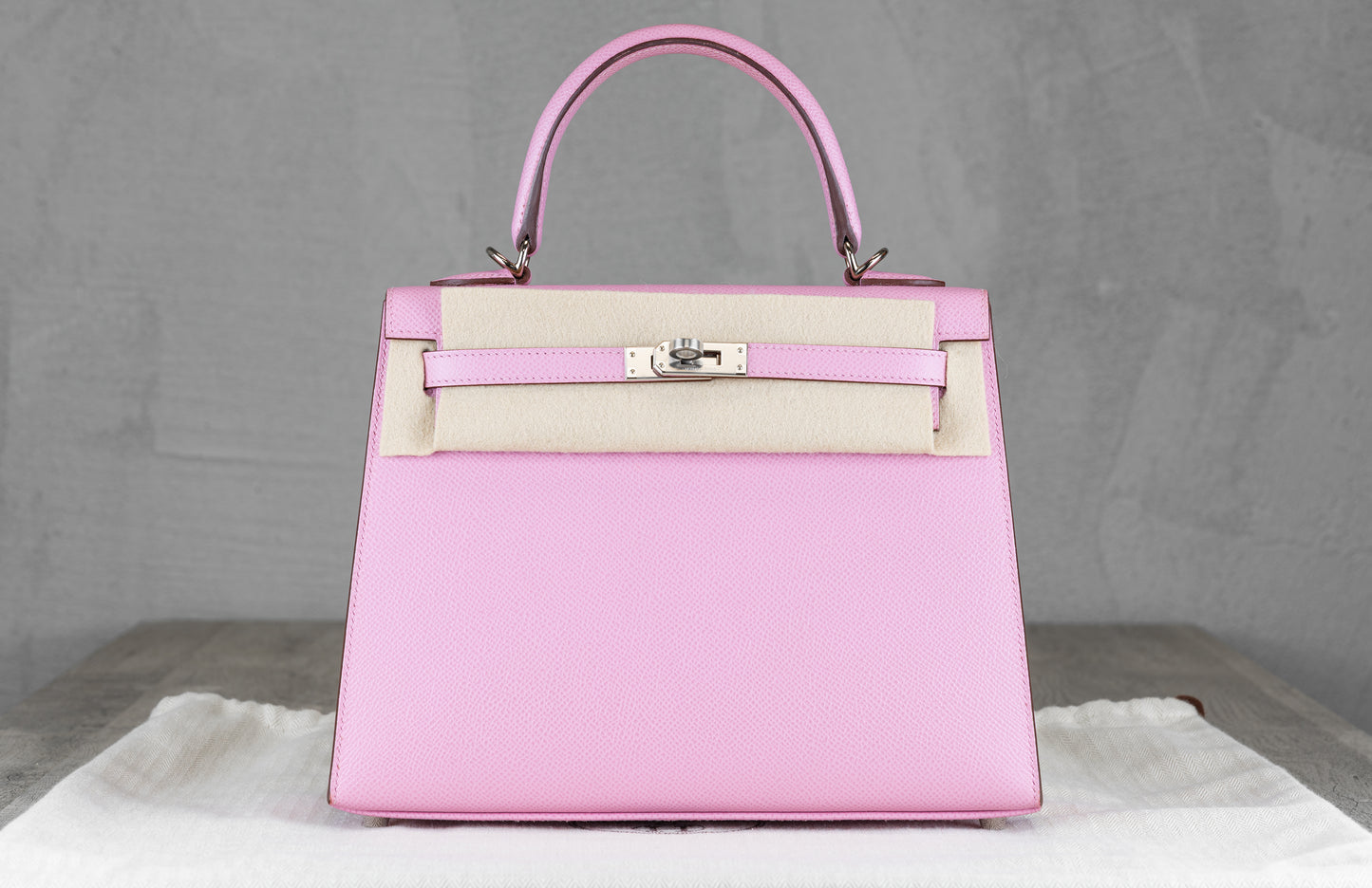 Hermès K25 Kelly II 25 Sellier Bag in Mauve Sylvester Epsom Leather U Stamp with Palladium Hardware