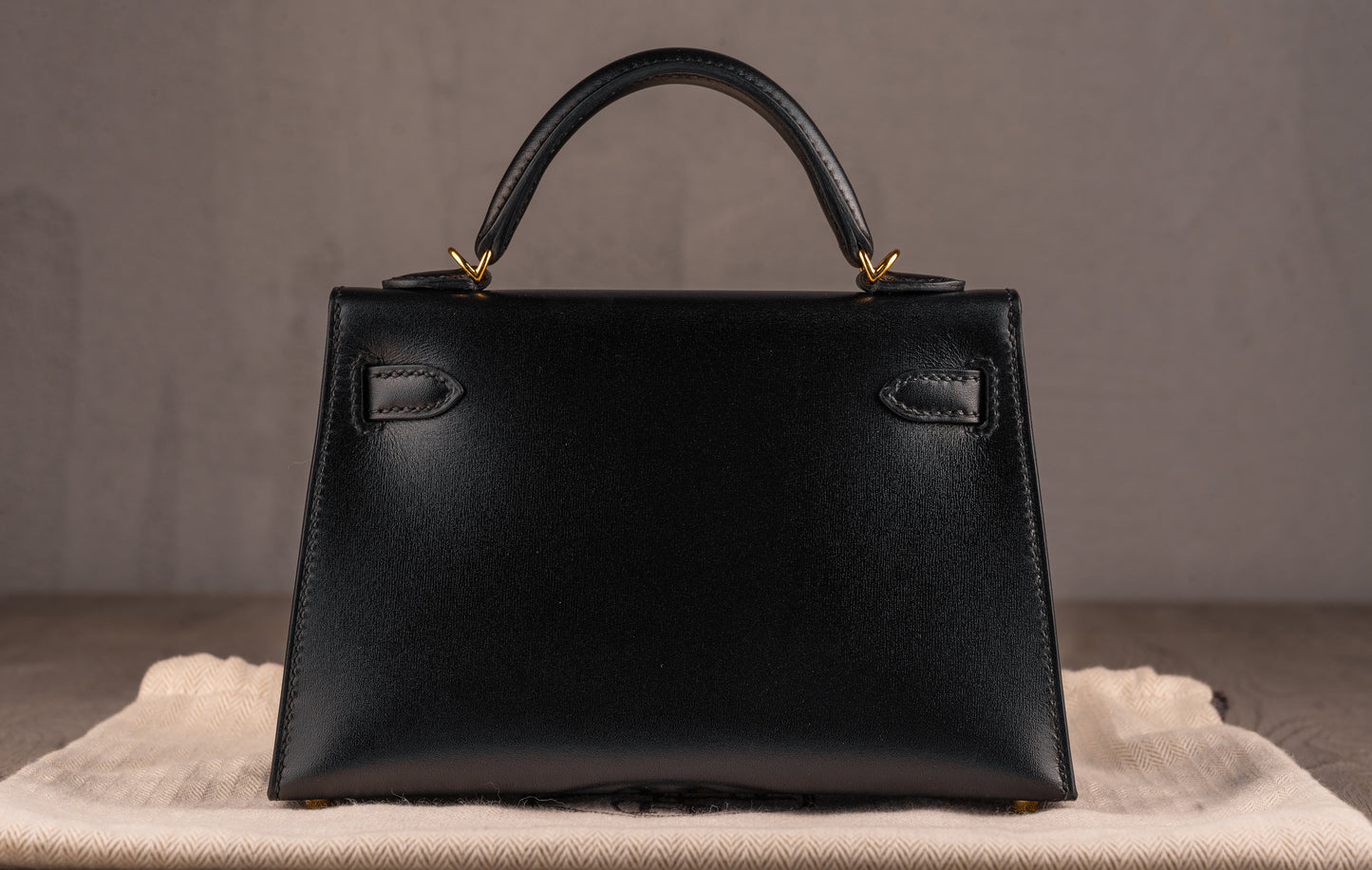 Hermès K20 Mini Kelly II 20 Sellier Bag in Noir Box Leather with Gold Hardware