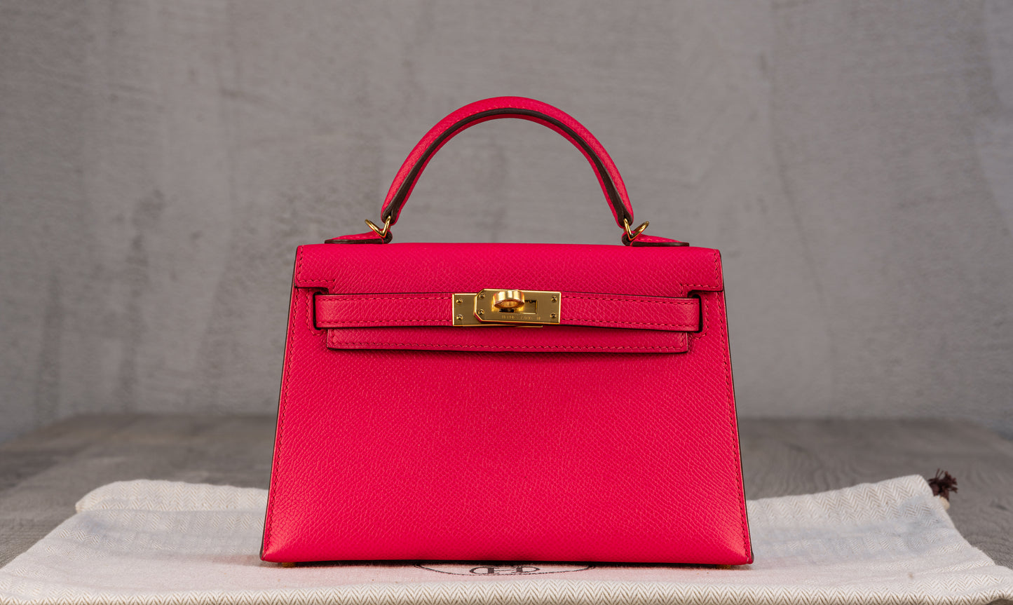 Hermès K20 Mini Kelly II 20 Sellier Bag in Rose Extreme Chevre Leather with Gold Hardware