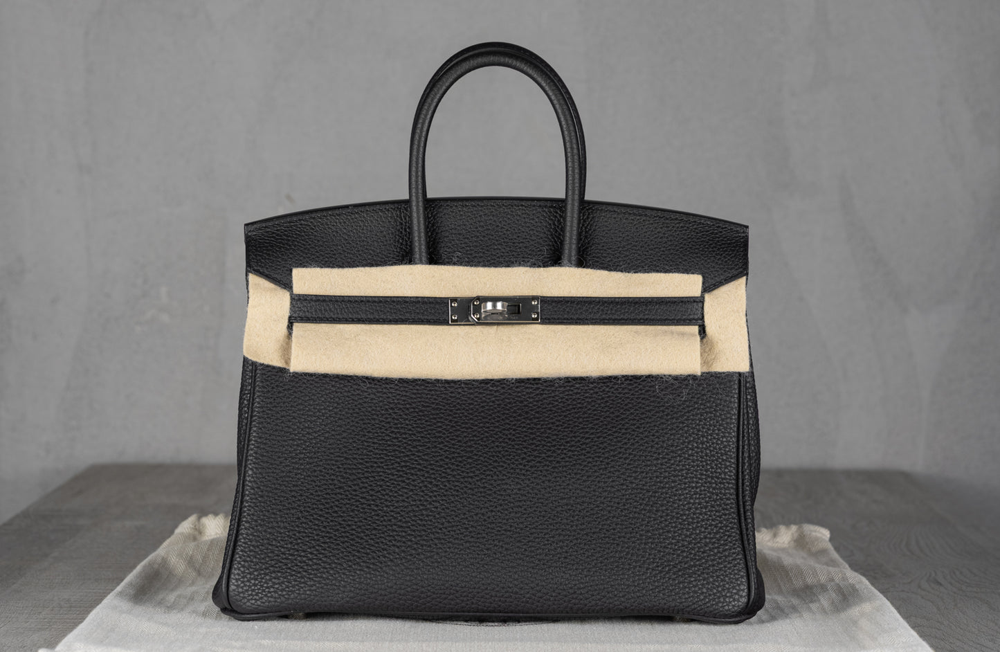 Hermès B25 Birkin 25 Retourne Bag in Noir Togo Leather with Palladium Hardware