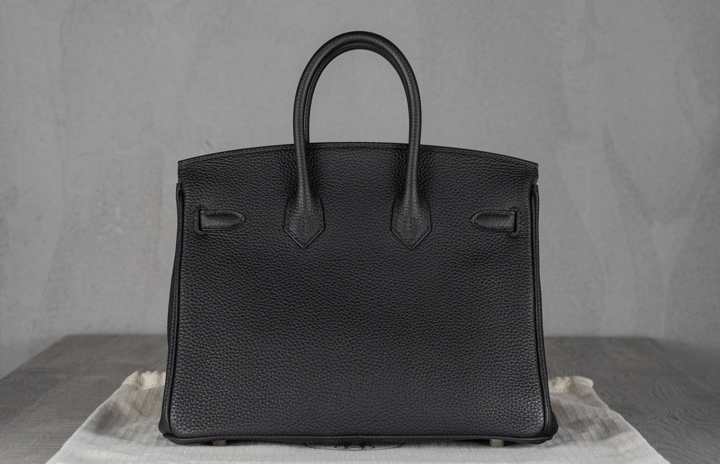 Hermès B25 Birkin 25 Retourne Bag in Noir Togo Leather with Palladium Hardware