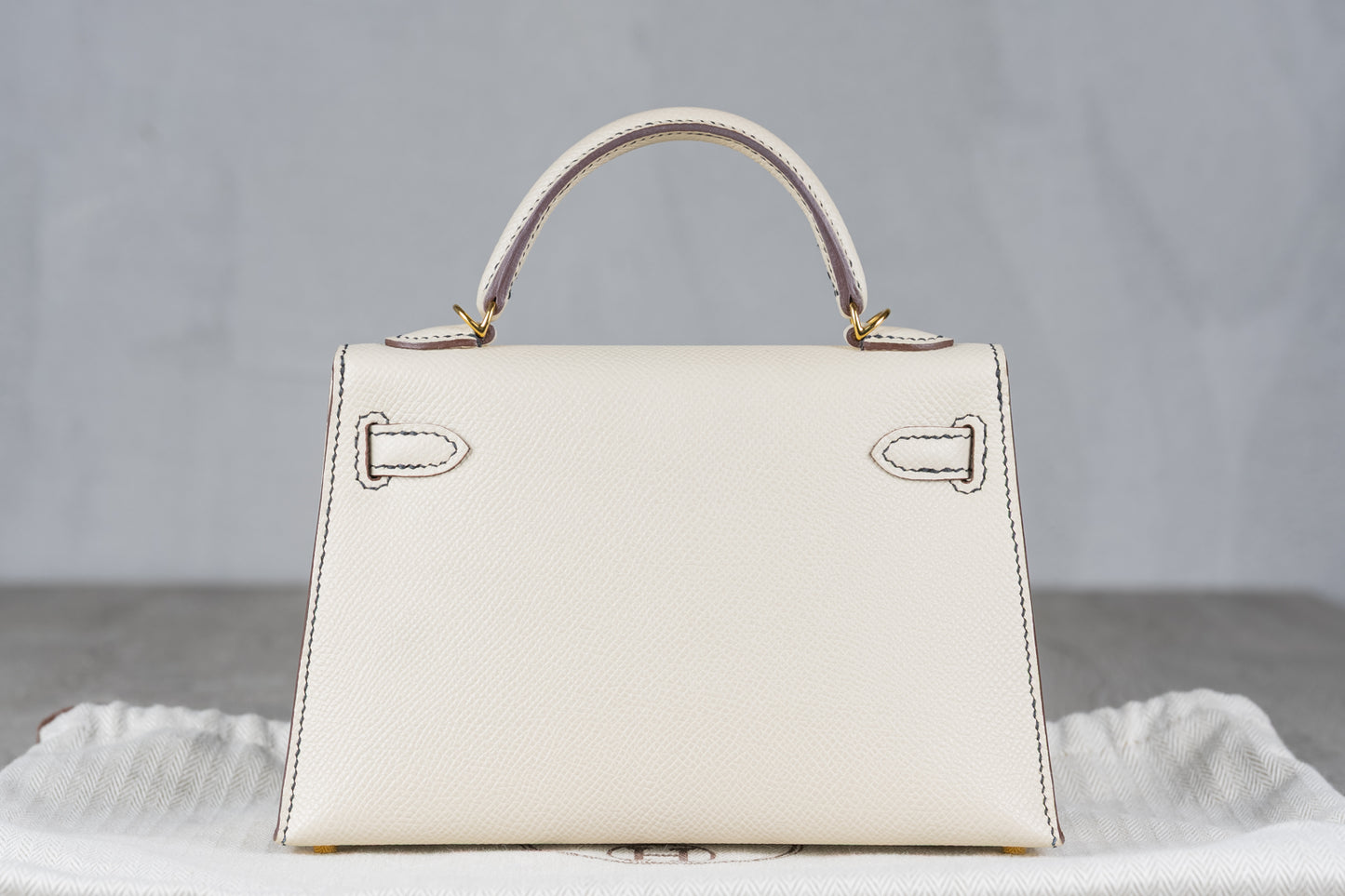 Hermès K20 Mini Kelly II 20 Sellier Bag in HSS Nata Epsom Contrast Stiching Leather with Gold Hardware