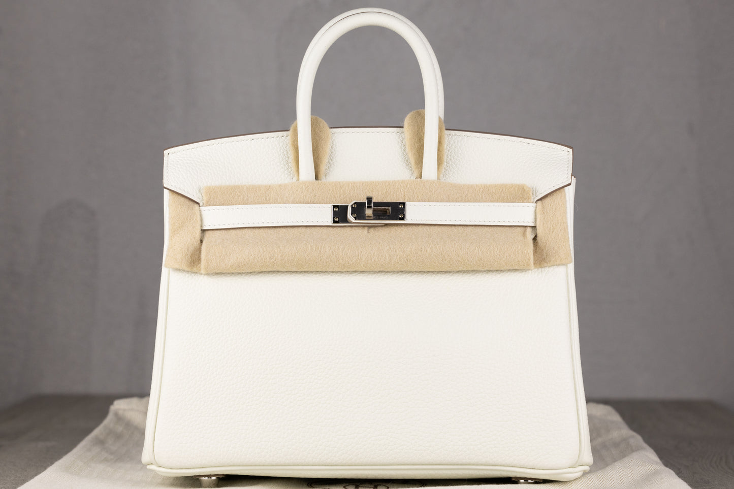 Hermès B25 Birkin 25 Retourne Bag in Mushroom Togo Leather with Palladium Hardware B Stamp
