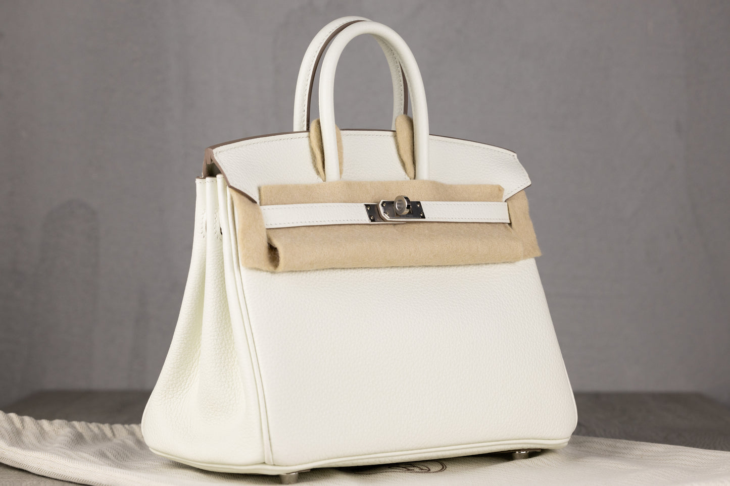 Hermès B25 Birkin 25 Retourne Bag in Mushroom Togo Leather with Palladium Hardware B Stamp