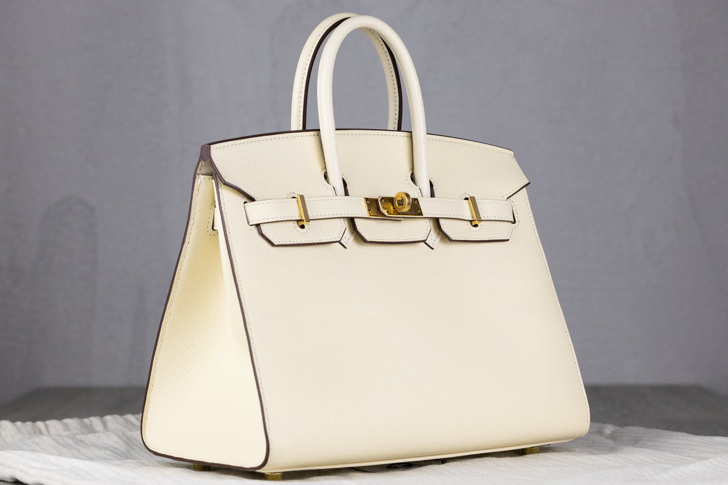 Hermès B25 Birkin 25 Sellier Bag in Nata Epsom Leather with Gold Hardware