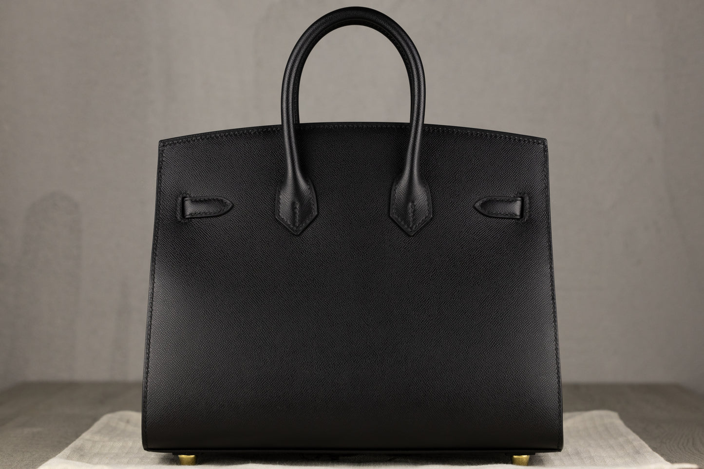 Hermès B25 Birkin 25 Sellier Bag in Noir Epsom Leather with Gold Hardware