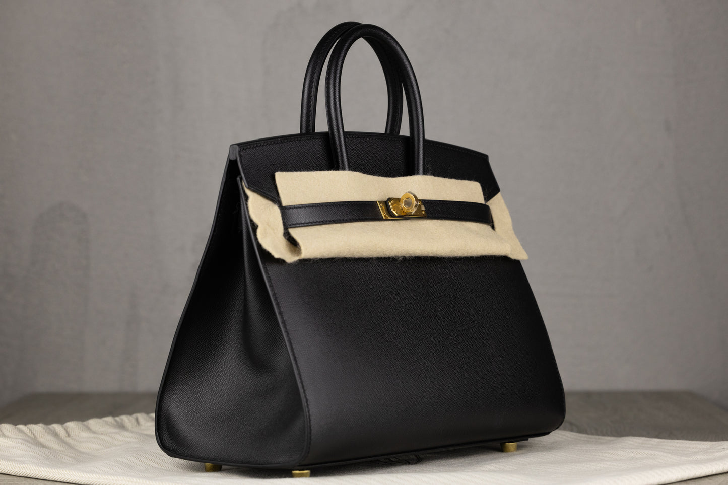 Hermès B25 Birkin 25 Sellier Bag in Noir Epsom Leather with Gold Hardware