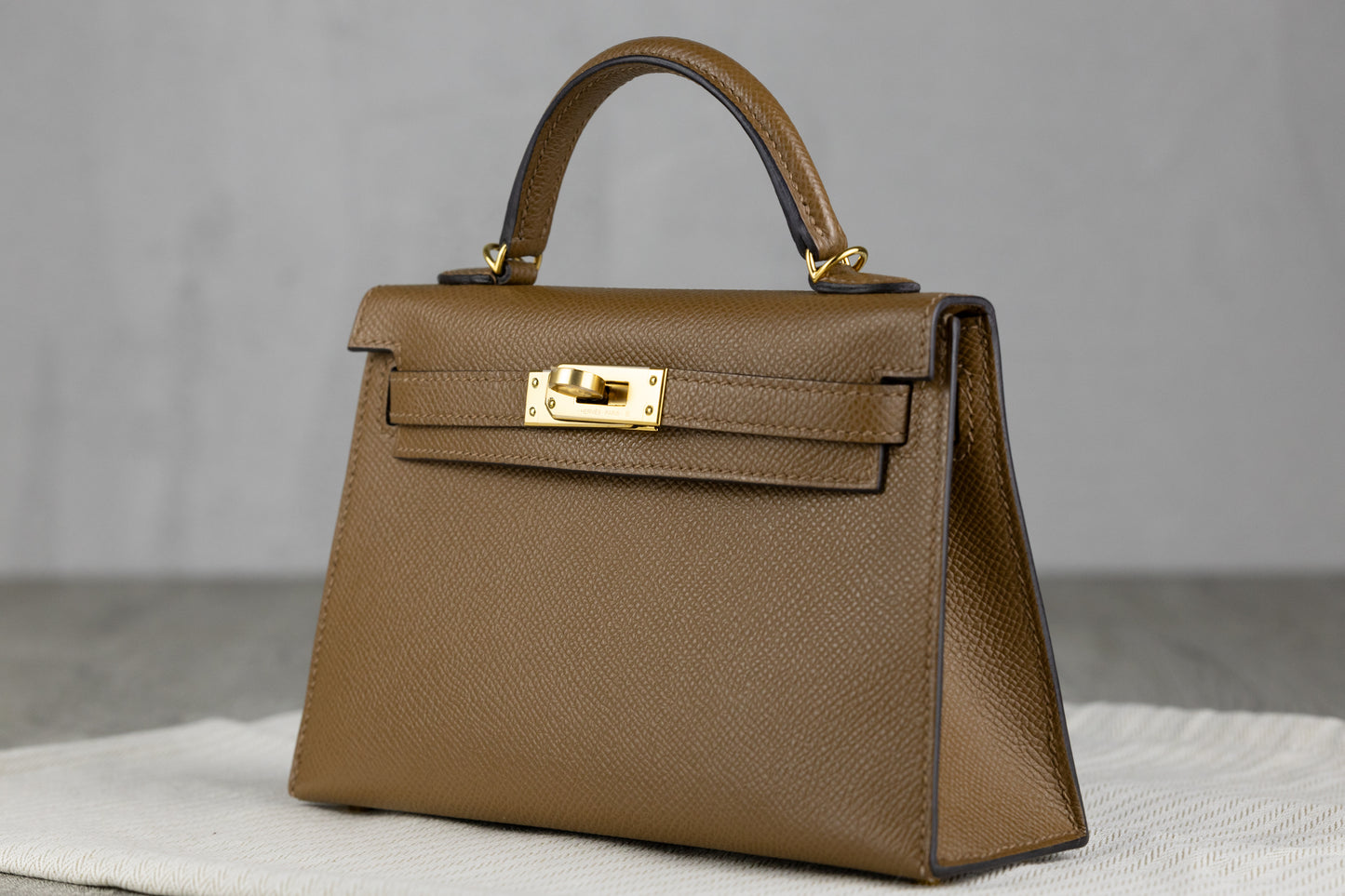 Hermès K20 Mini Kelly II 20 Sellier Bag in Alezan Epsom Leather with Palladium Hardware