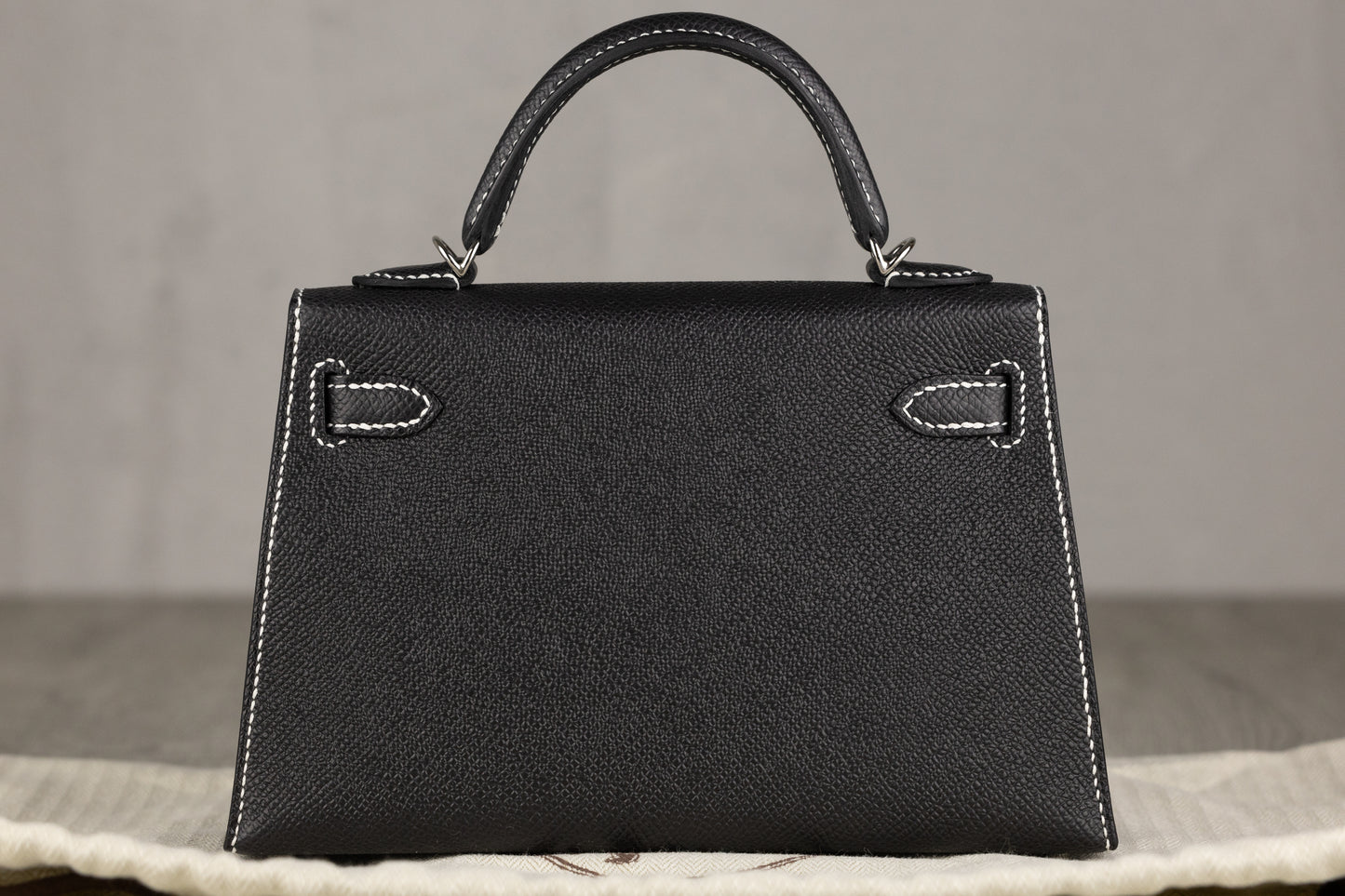 Hermès K20 Mini Kelly II 20 Sellier Bag in Black Epsom Leather and White Stitching with Palladium Hardware