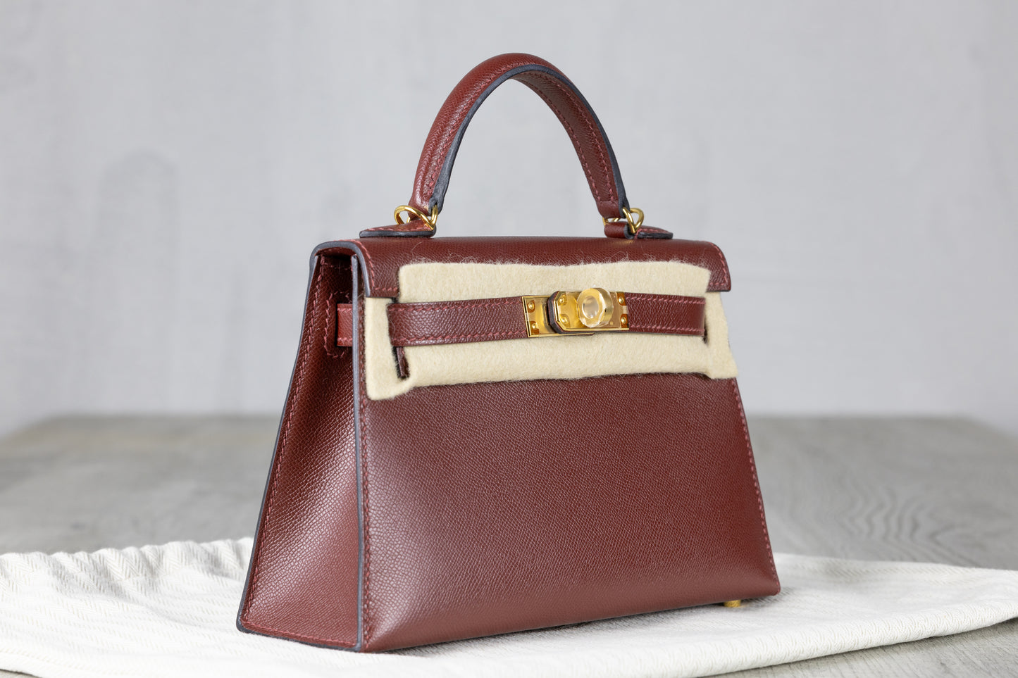 Hermès K20 Mini Kelly II 20 Sellier Bag in Burgundy Epsom Leather with Gold Hardware