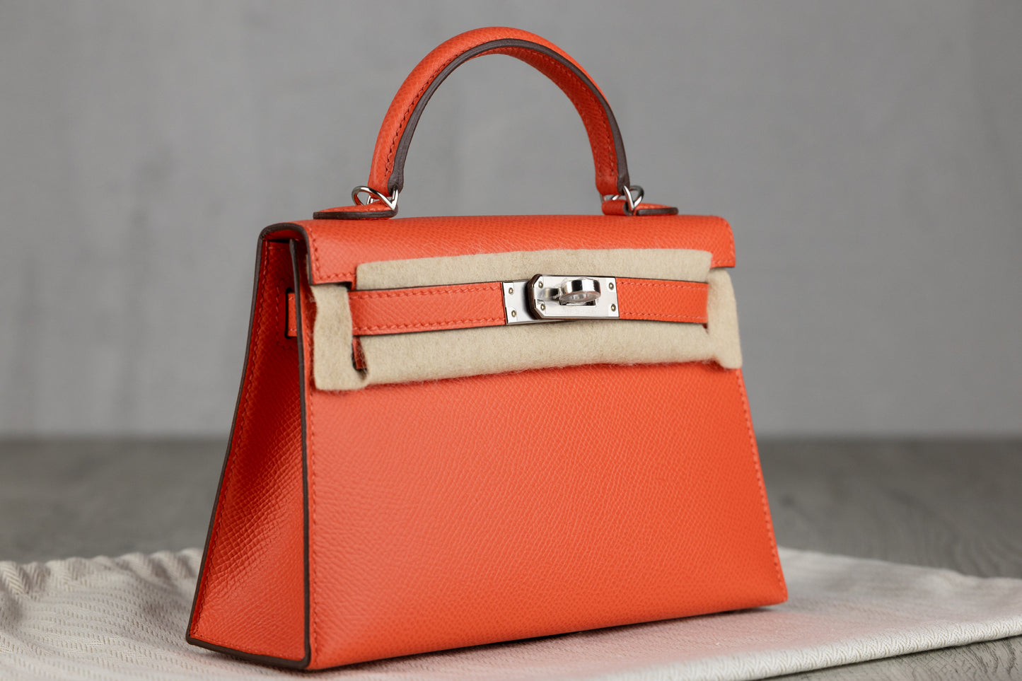 Hermès K20 Mini Kelly II 20 Sellier Bag in Orange Field Epsom Leather with Palladium Hardware W Stamp