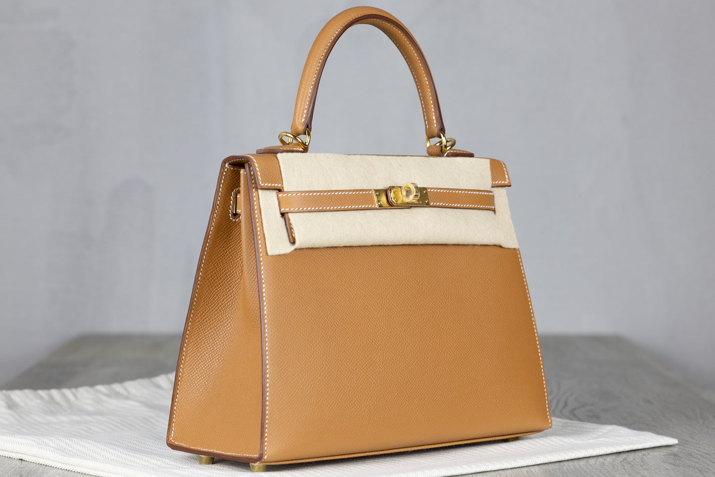 Hermès K25 Kelly II 25 Sellier Bag in Gold Brown Epsom Leather with Gold Hardware