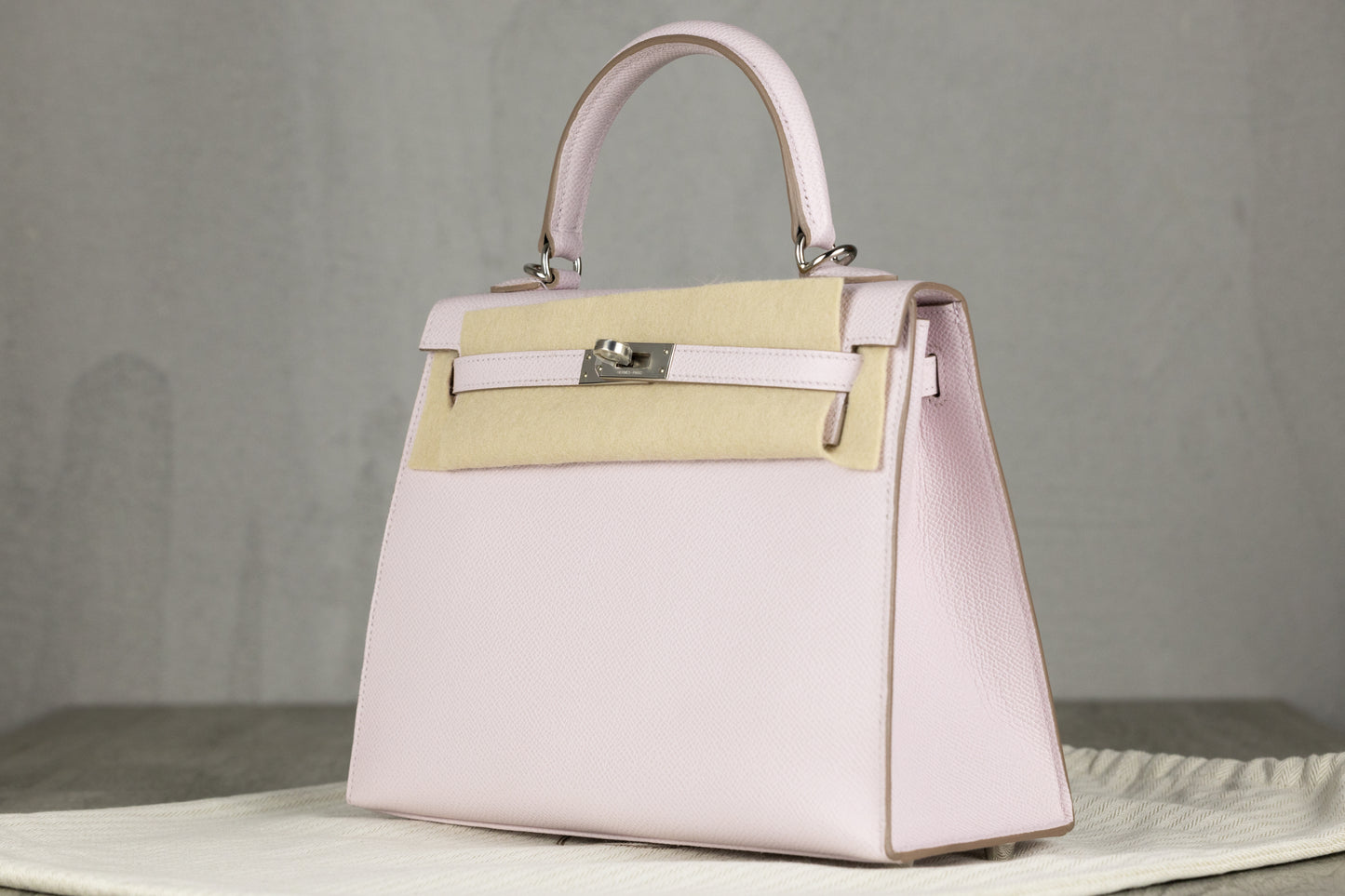 Hermès K25 Kelly II 25 Sellier Bag in Mauve Pale Epsom Leather with Gold Hardware