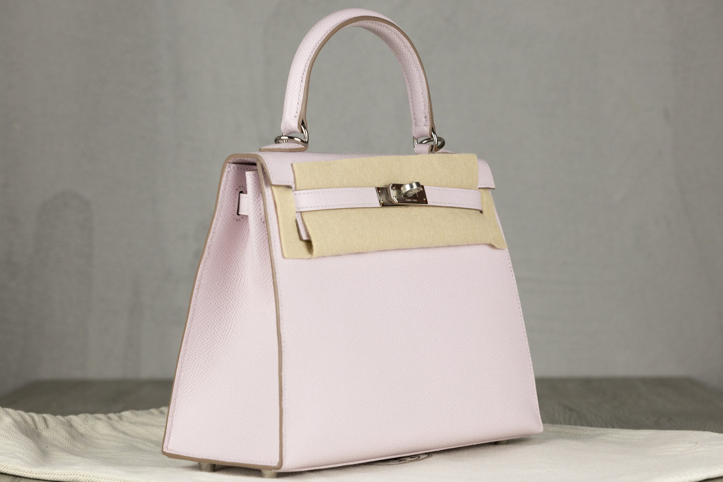Hermès K25 Kelly II 25 Sellier Bag in Mauve Pale Epsom Leather with Gold Hardware