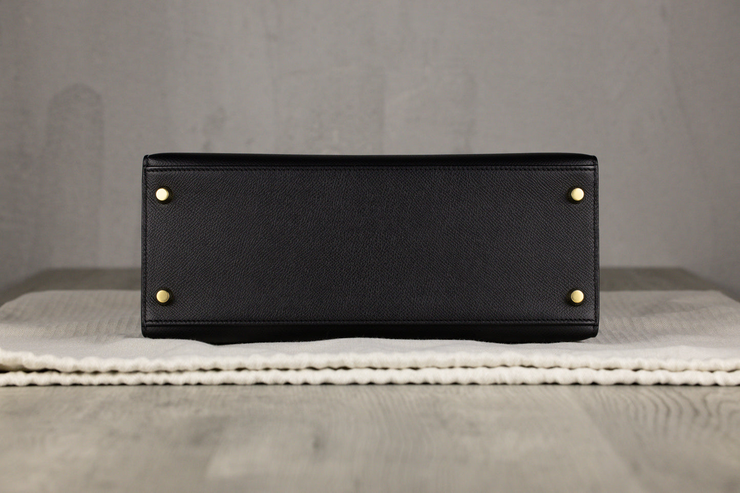 Hermès K28 Kelly II 28 Sellier Bag in Noir Epsom Leather with Gold Hardware Y Stamp