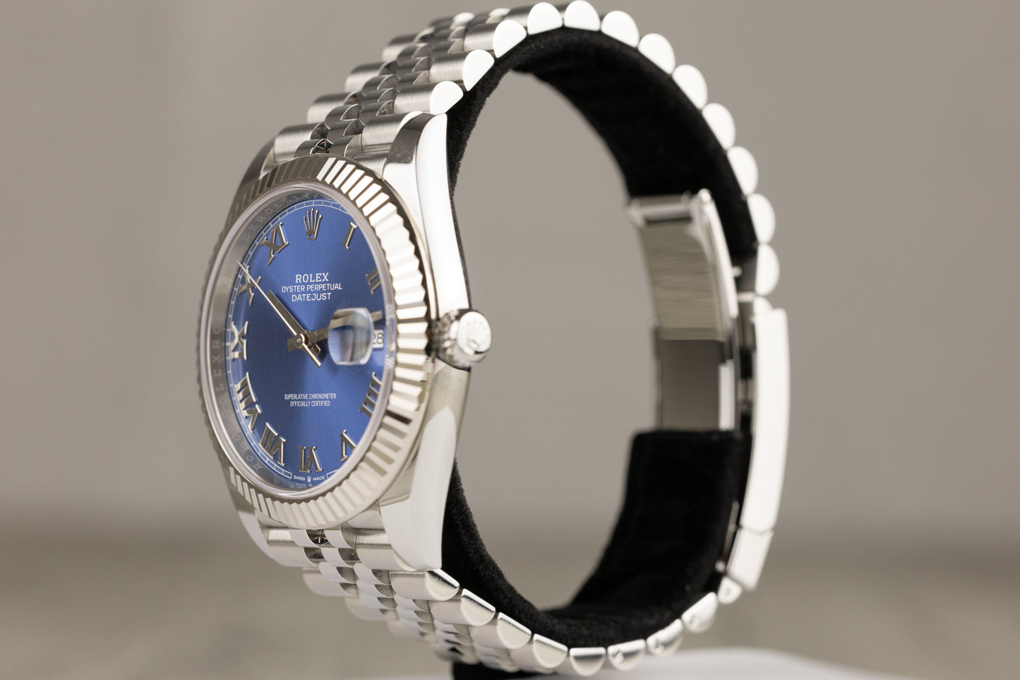Rolex 126334 Datejust 41 Stainless Steel Jubilee Bracelet Blue Roman Numeral Dial