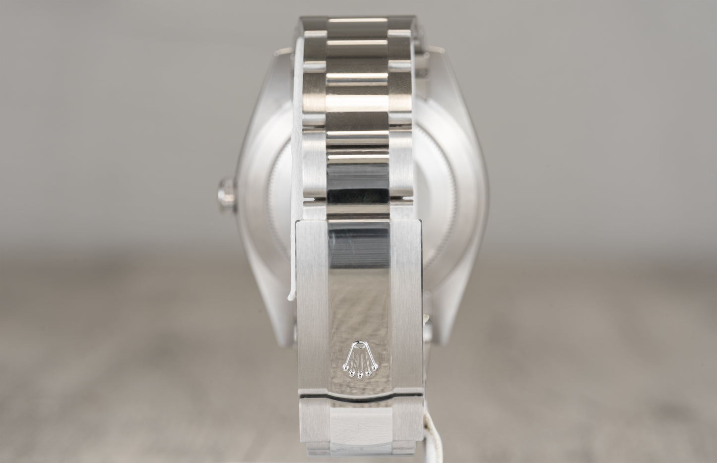 Rolex Datejust 41 White Roman Fluted Bezel w/ Oyster Band 126334