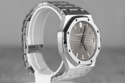Audemars Piguet Royal Oak Grey 15500ST 2021