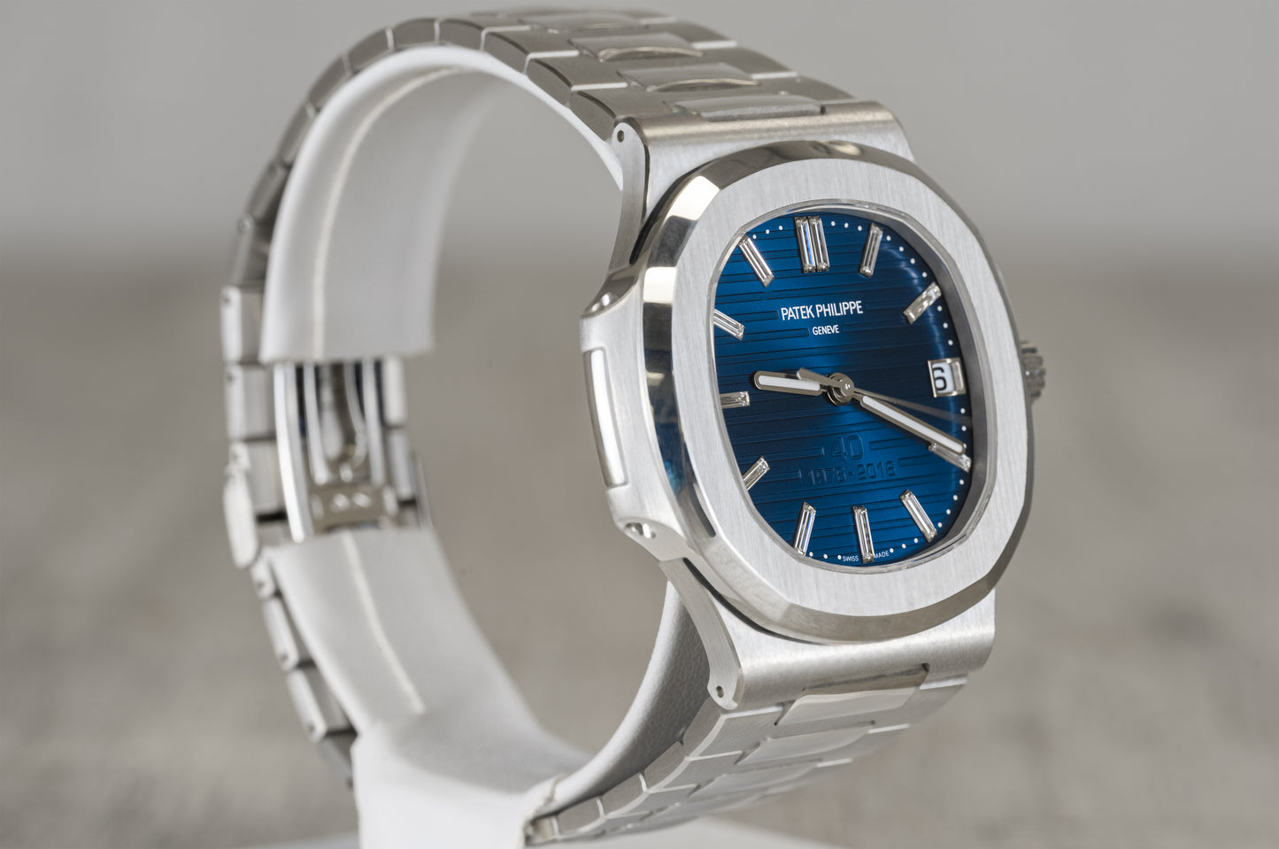 Patek Philippe Nautilus 40th Anniversary Platinum Automatic Blue Dial