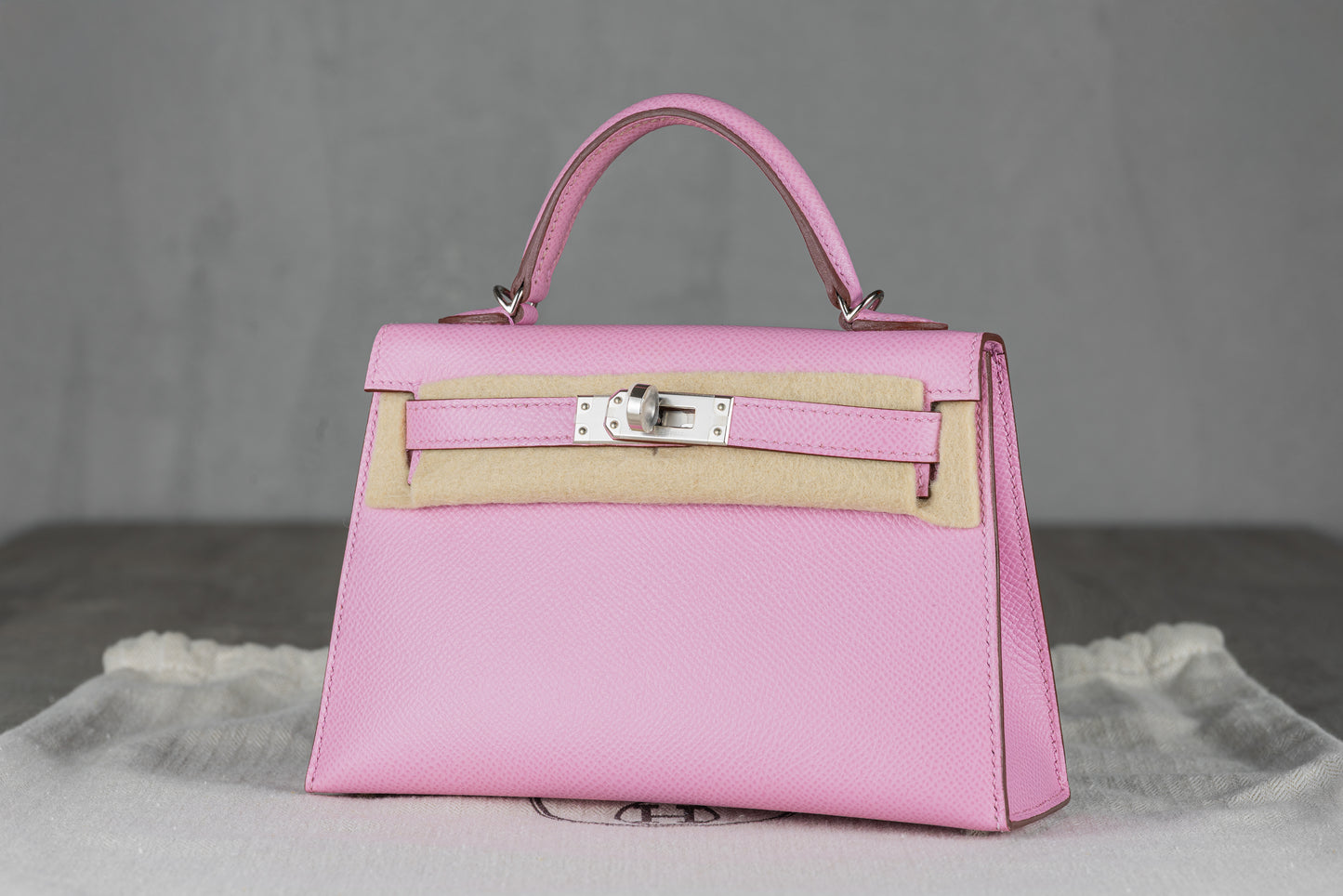 Hermès K20 Mini Kelly II 20 Sellier Bag in Mauve Sylvester Epsom Leather with Palladium Hardware
