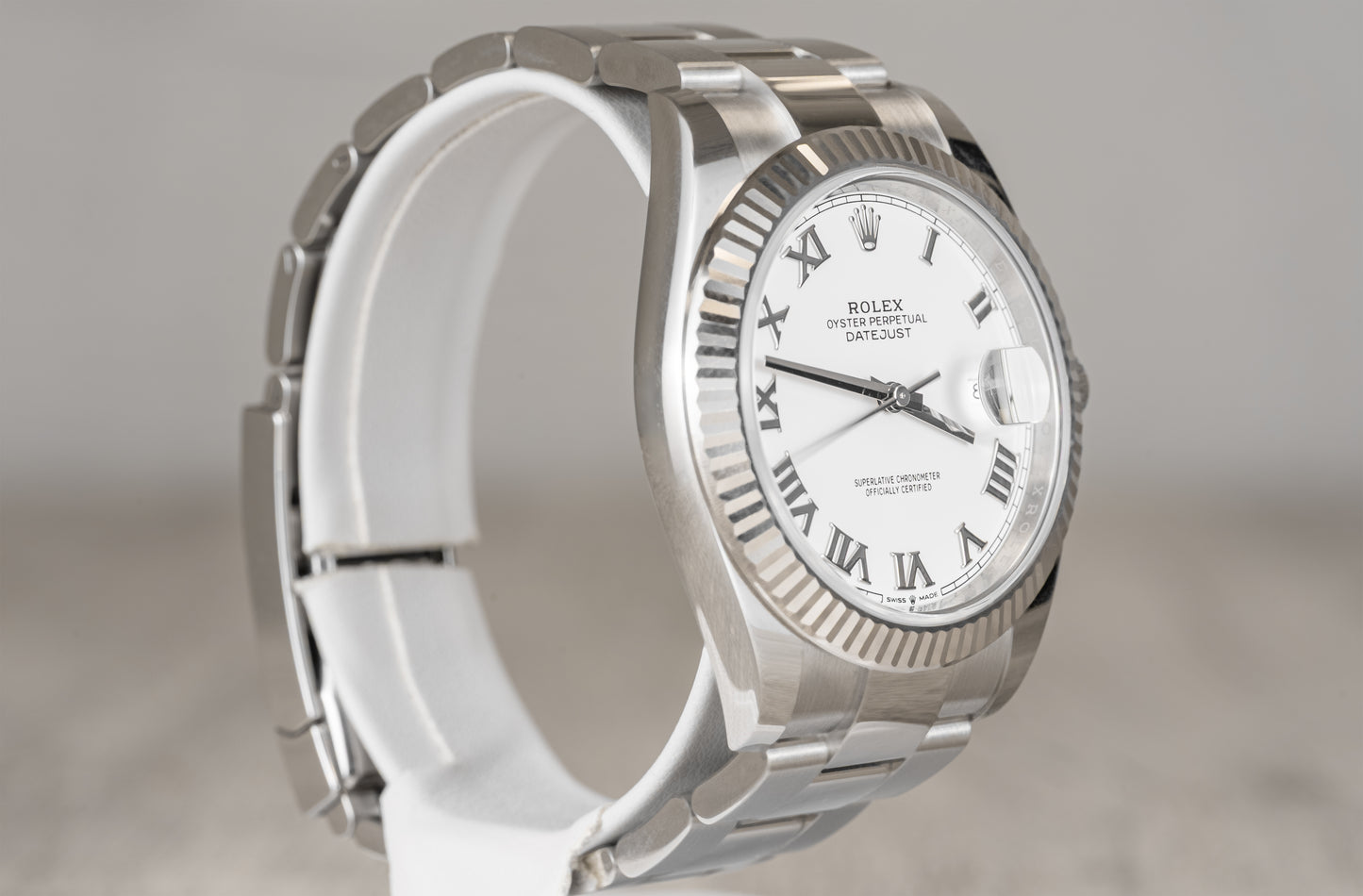 Rolex Datejust 41 White Roman Fluted Bezel w/ Oyster Band 126334