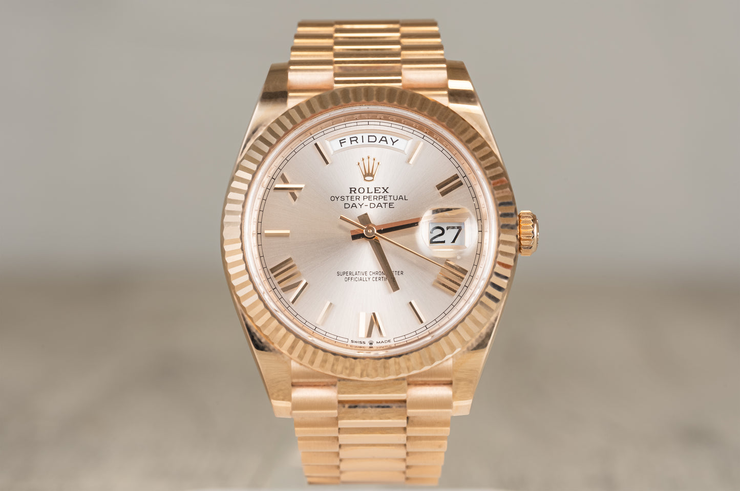 Rolex Day-Date Presidential Roman Silver Dial 118238