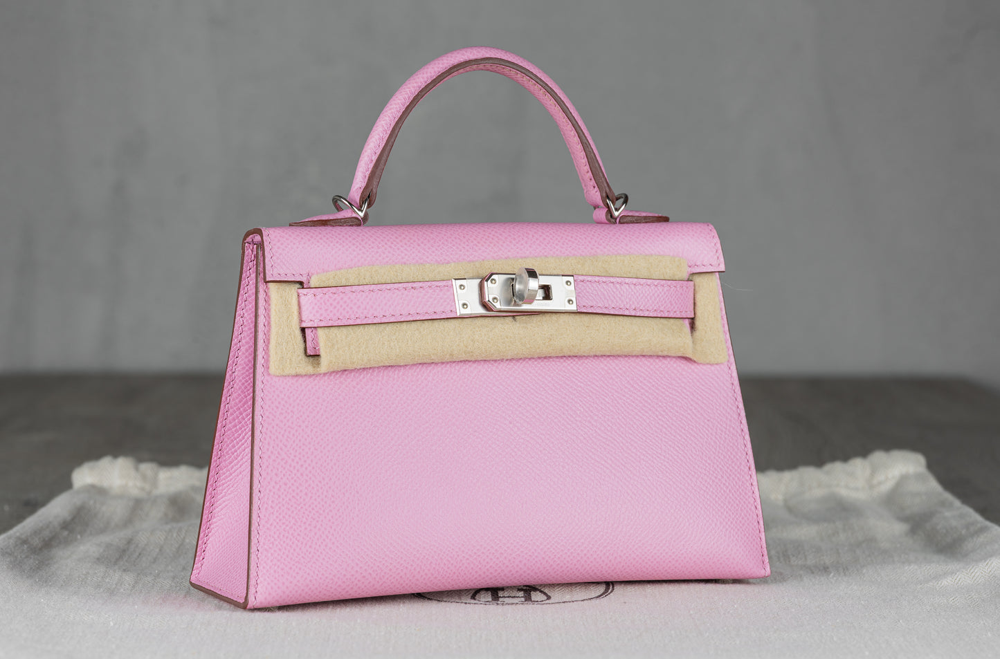 Hermès K20 Mini Kelly II 20 Sellier Bag in Mauve Sylvester Epsom Leather with Palladium Hardware