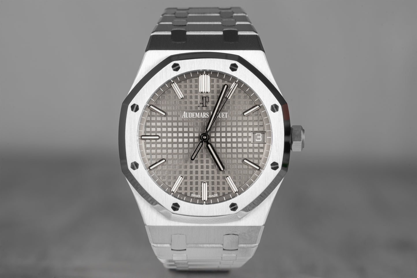 Audemars Piguet Royal Oak Grey 15500ST 2021