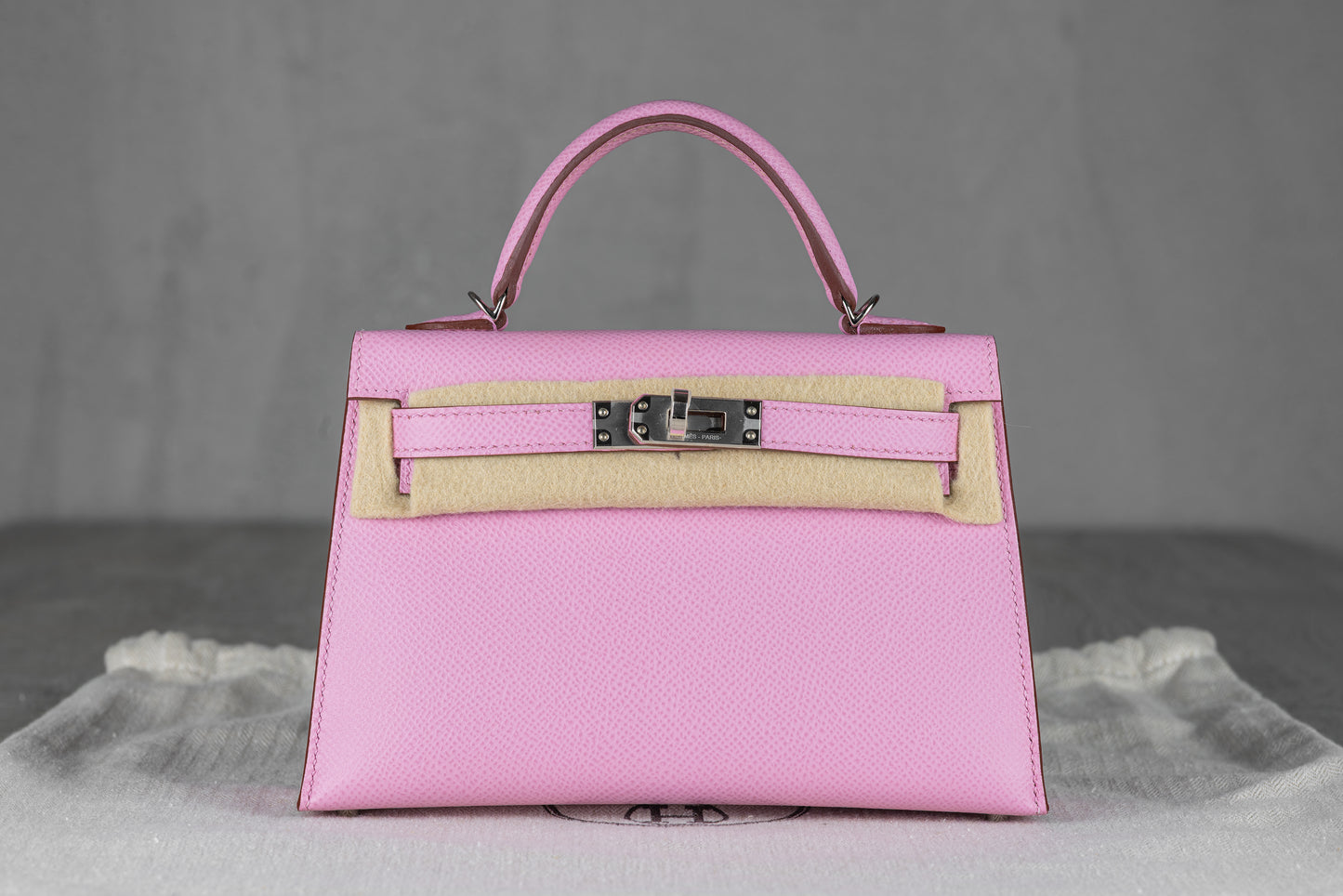 Hermès K20 Mini Kelly II 20 Sellier Bag in Mauve Sylvester Epsom Leather with Palladium Hardware