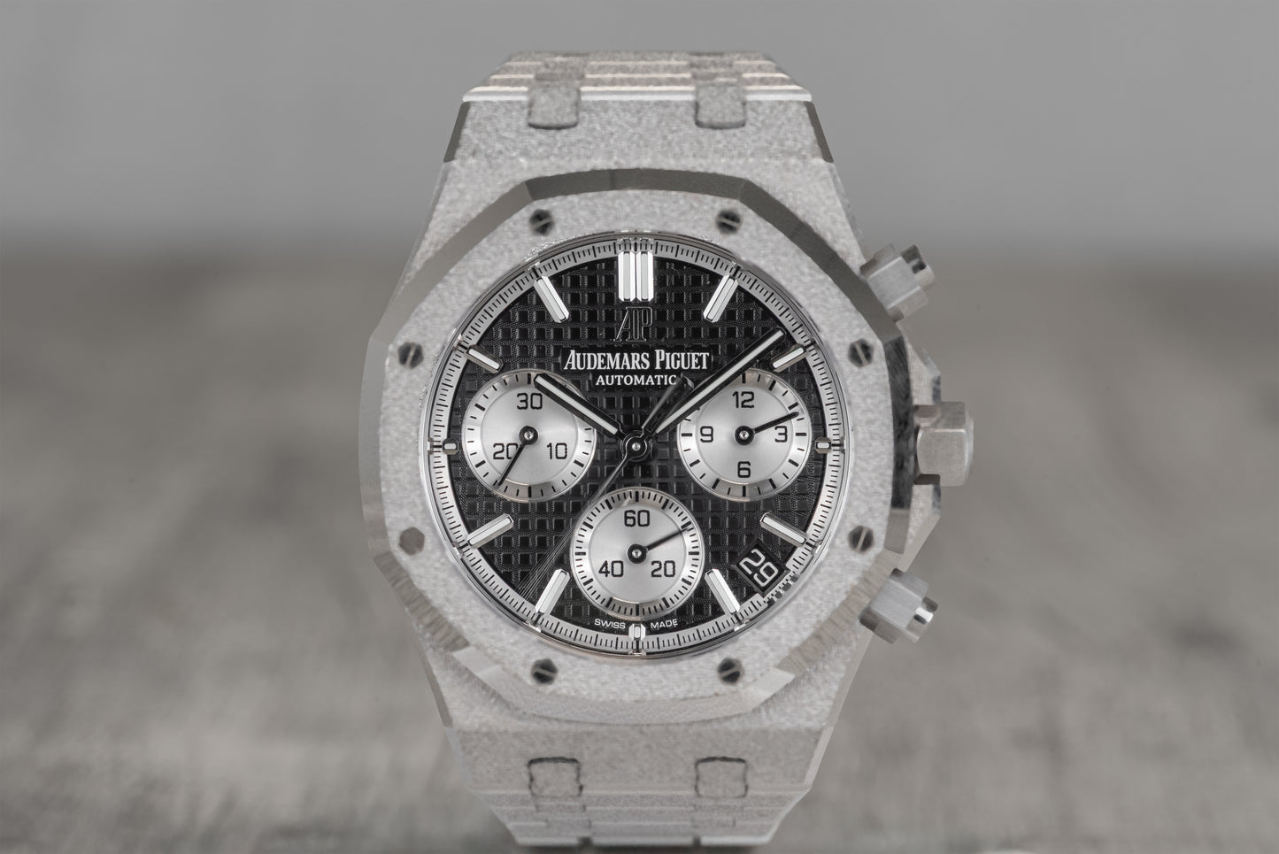 Audemars Piguet Royal Oak Frosted Gold Selfwinding Chronograph 26239BC