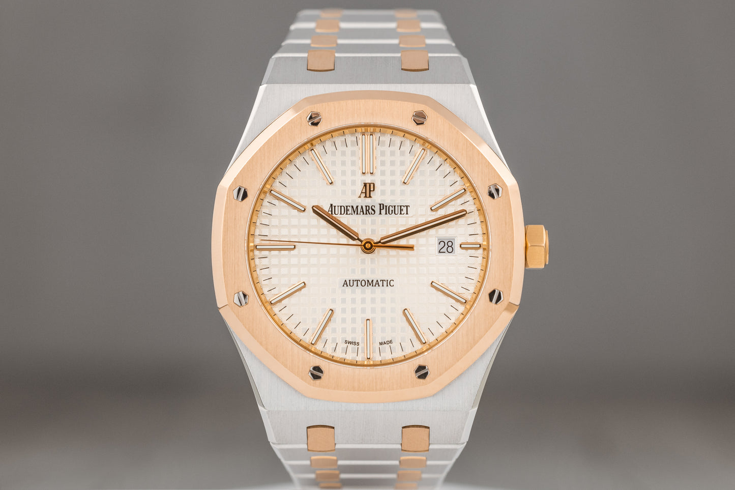 Audemars Piguet 15400SR Royal Oak Stainless Steel & Rose Gold White Dial