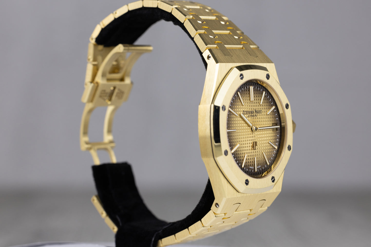 Audemars Piguet 16202BA Royal Oak "Jumbo" Extra Thin Smoked Yellow Gold Dial