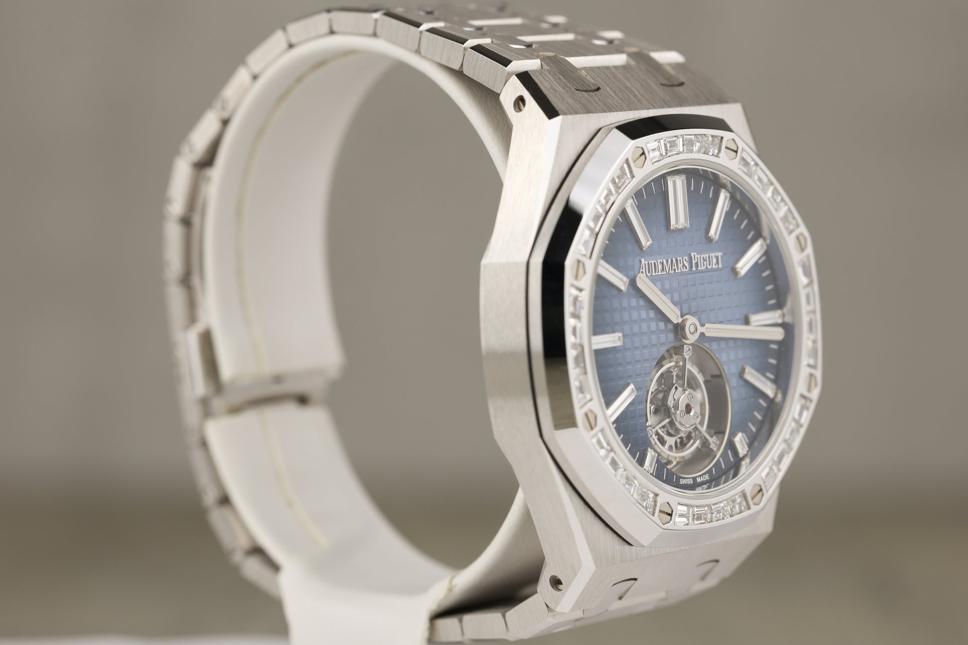 Audemars Piguet 26730BC Royal Oak Selfwinding Flying Tourbillon White Gold Diamond Baguette Bezel Blue Dial