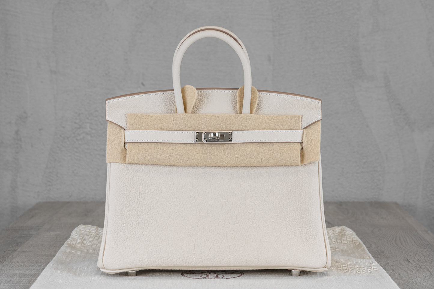 Hermès B25 Birkin 25 Retourne Bag in Gris Pale Togo Leather with Palladium Hardware